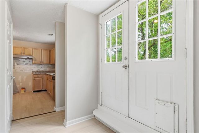 2125 Shoals Way, Decatur, GA 30034