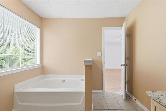 2125 Shoals Way, Decatur, GA 30034