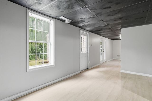 2125 Shoals Way, Decatur, GA 30034