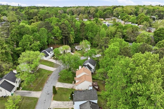 2125 Shoals Way, Decatur, GA 30034