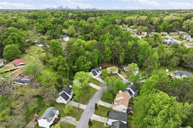 2125 Shoals Way, Decatur, GA 30034