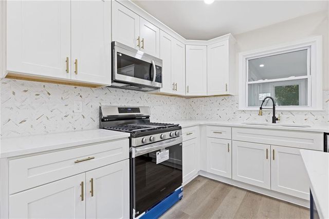 5 Hidden Valley Drive, Lawrenceville, GA 30044