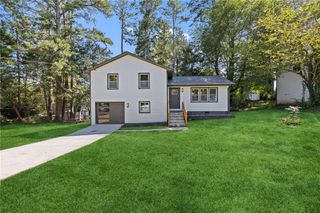 5 Hidden Valley Drive, Lawrenceville, GA 30044
