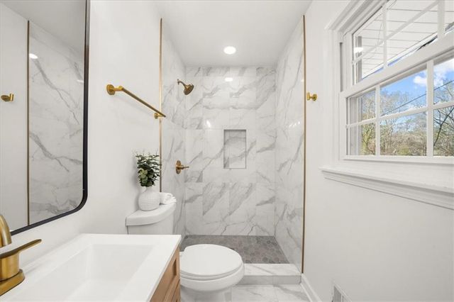 2142 Aldah Drive, Tucker, GA 30084