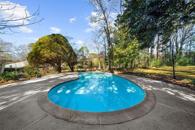 2142 Aldah Drive, Tucker, GA 30084