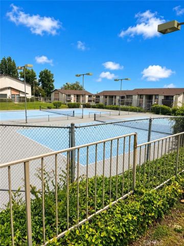 8990 19th 222, Rancho Cucamonga, CA 91701
