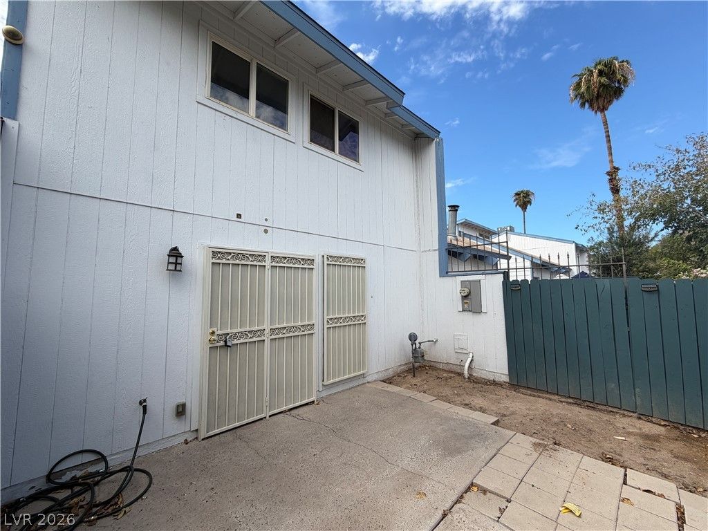 4078 Gold Coast Drive, Las Vegas, NV 89121 — photo 3