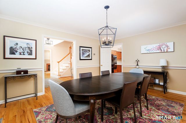 6 Valley Court, Bethel, CT 06801