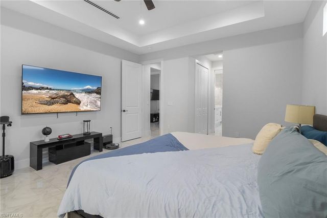 2406 37th AVE NE, Naples, FL 34120