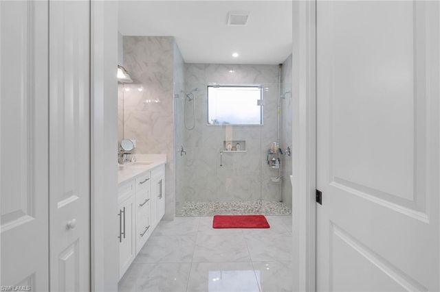 2406 37th AVE NE, Naples, FL 34120