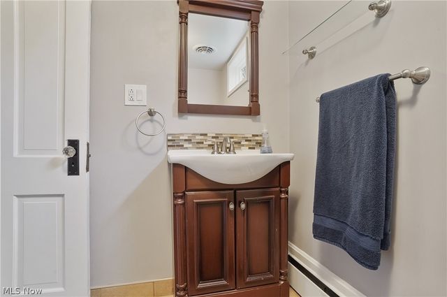 5433 Fleetwood Avenue NW, Canton, OH 44718