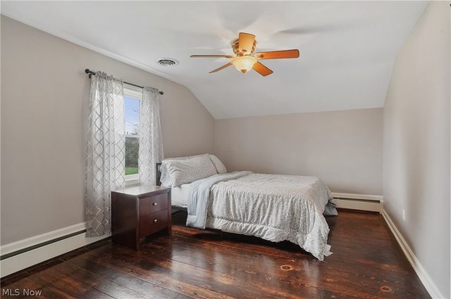 5433 Fleetwood Avenue NW, Canton, OH 44718