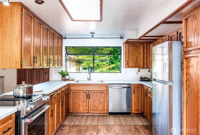 15732 23rd Avenue SW, Burien, WA 98166