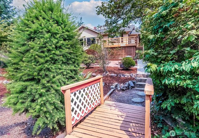 15732 23rd Avenue SW, Burien, WA 98166