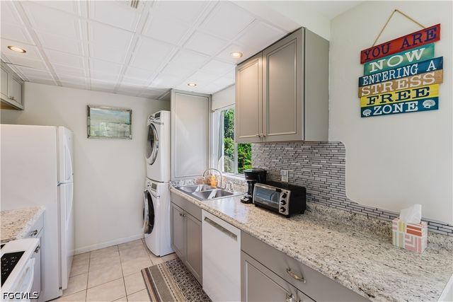 431 Van Buren ST B8, Fort Myers, FL 33916
