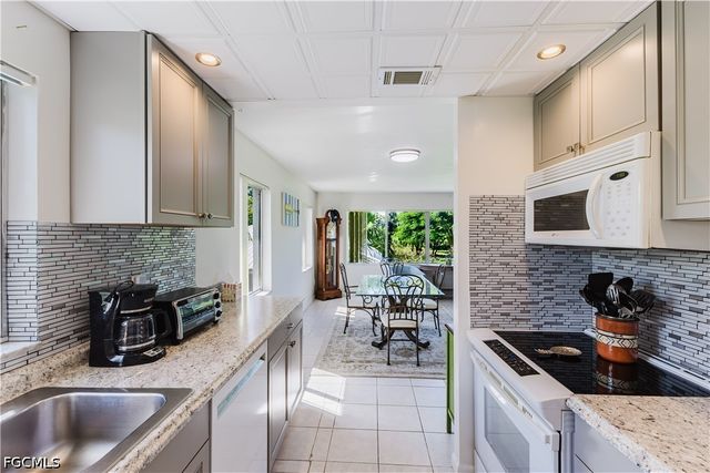 431 Van Buren ST B8, Fort Myers, FL 33916