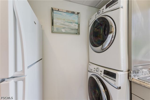 431 Van Buren ST B8, Fort Myers, FL 33916