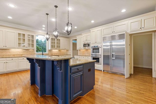 560 Arcaro Drive, Alpharetta, GA 30004