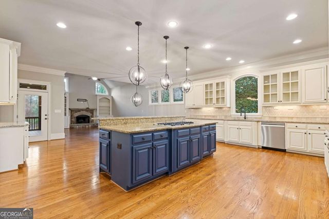 560 Arcaro Drive, Alpharetta, GA 30004