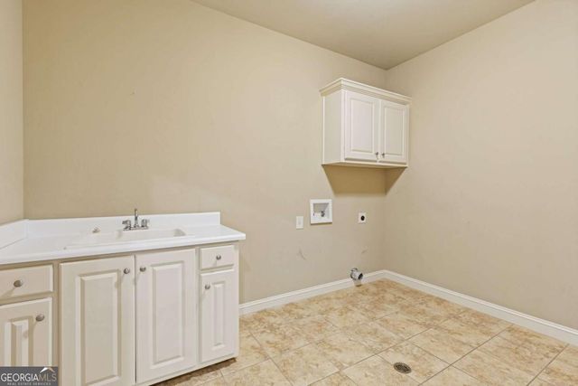 560 Arcaro Drive, Alpharetta, GA 30004