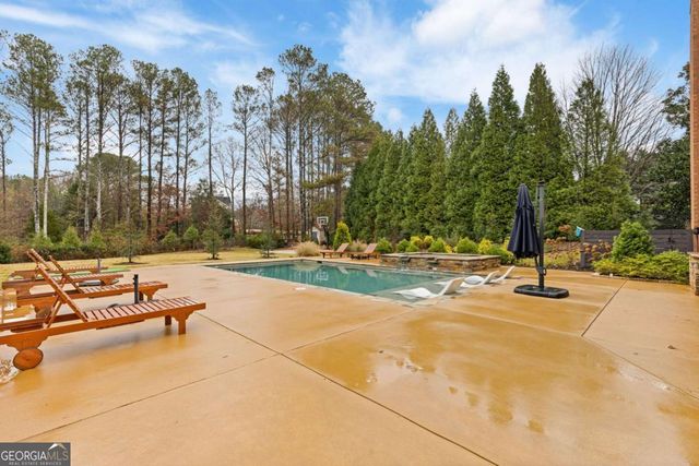 560 Arcaro Drive, Alpharetta, GA 30004