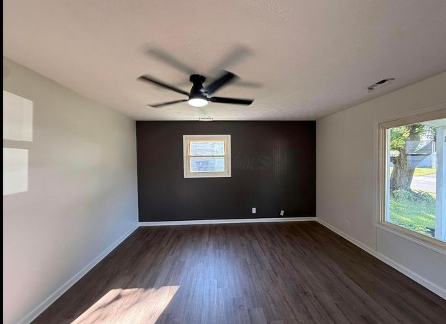 100 Valleyview Drive, Johnstown, OH 43031