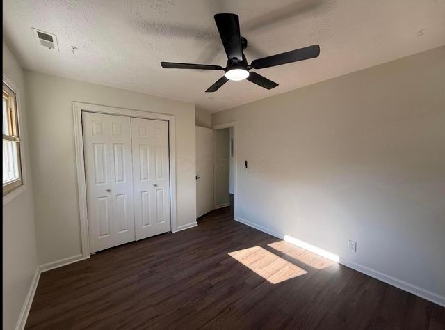 100 Valleyview Drive, Johnstown, OH 43031