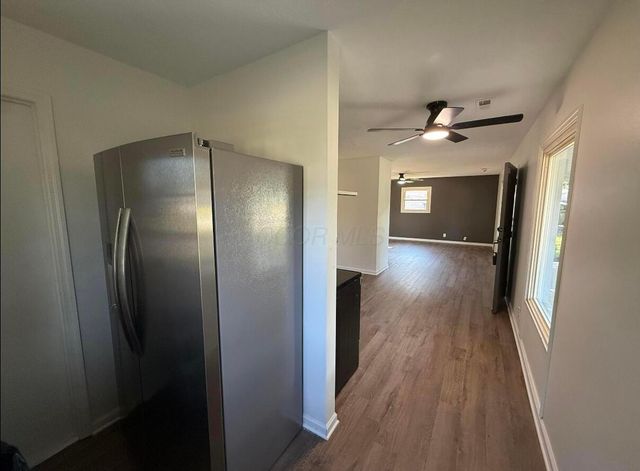 100 Valleyview Drive, Johnstown, OH 43031