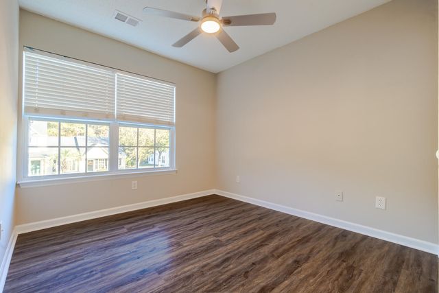 304 Elm Hall Circle, Summerville, SC 29483