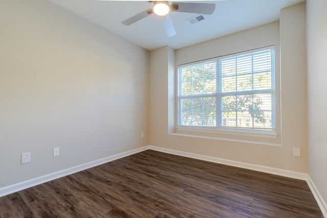 304 Elm Hall Circle, Summerville, SC 29483