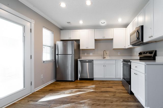 304 Elm Hall Circle, Summerville, SC 29483