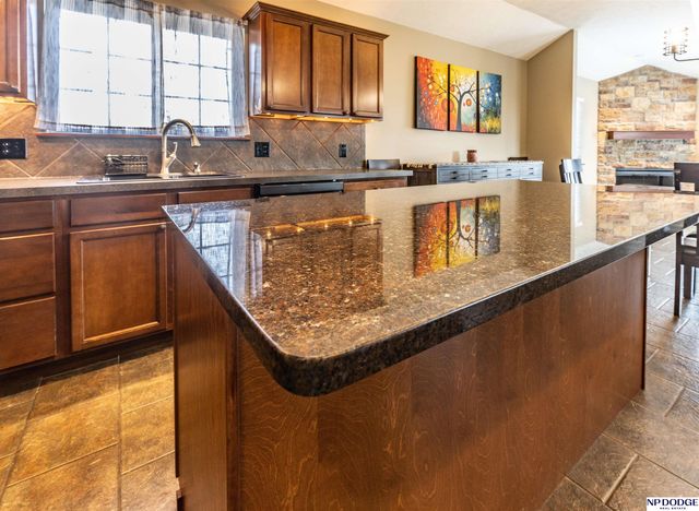 2555 Alana Lane, Lincoln, NE 68512