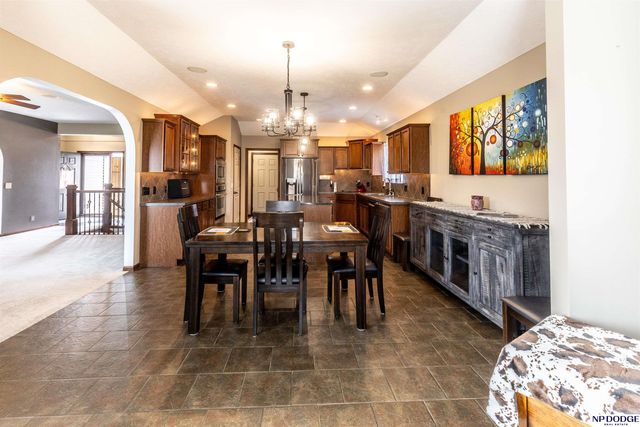 2555 Alana Lane, Lincoln, NE 68512