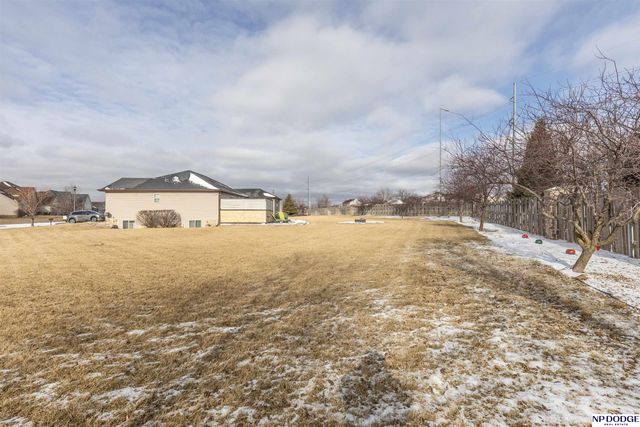 2555 Alana Lane, Lincoln, NE 68512