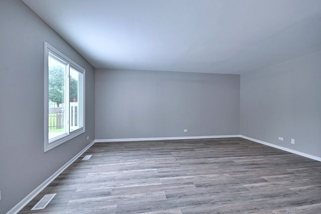 1449 Marleigh Lane, South Elgin, IL 60177