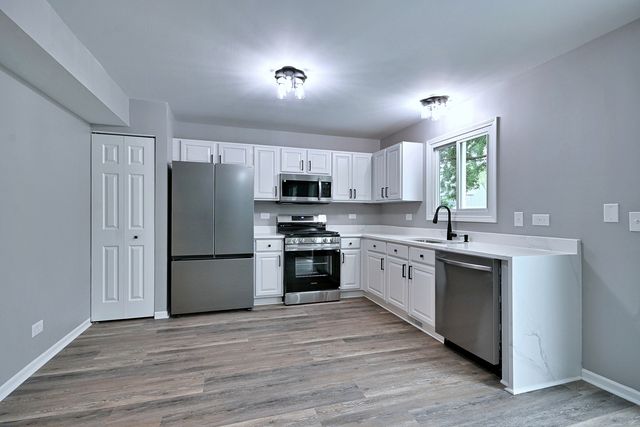 1449 Marleigh Lane, South Elgin, IL 60177