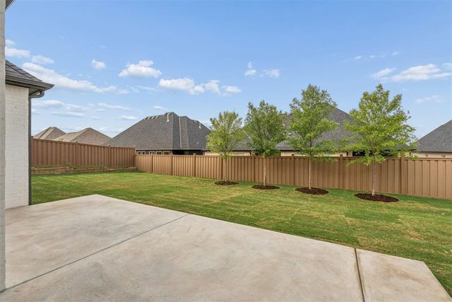 3109 Wood Thrush Way, Edmond, OK 73012