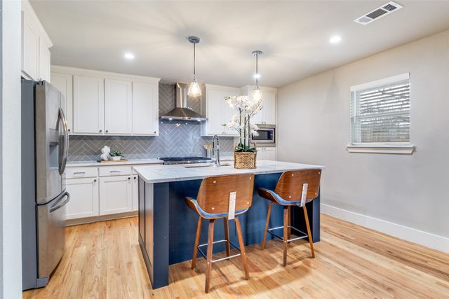 3003 San Lucas Avenue, Dallas, TX 75228