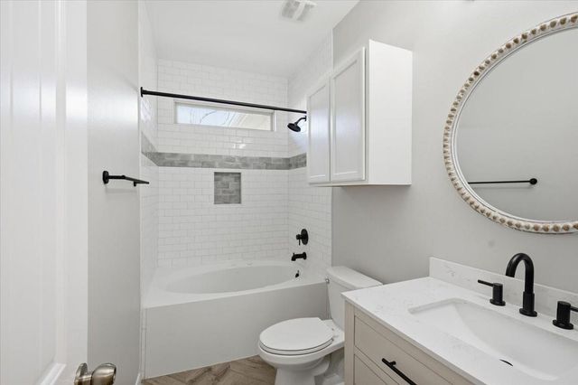 3411 Country Club Boulevard, Montgomery, TX 77356