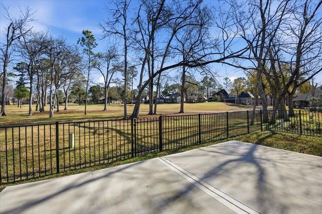 3411 Country Club Boulevard, Montgomery, TX 77356