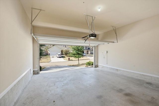 3411 Country Club Boulevard, Montgomery, TX 77356