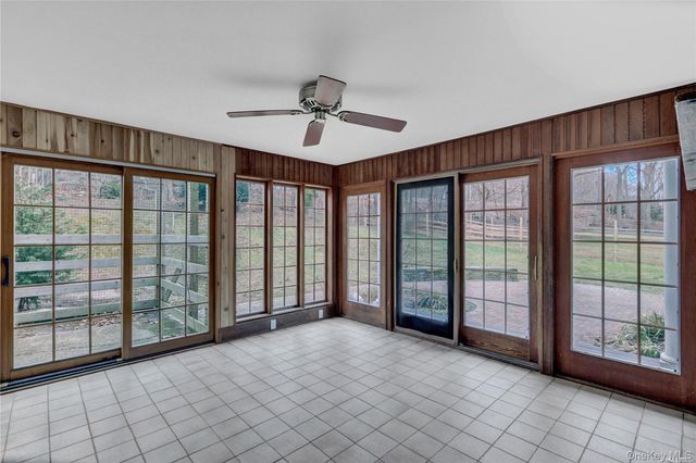 42 Blydenburgh Lane, Stony Brook, NY 11790