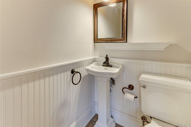 42 Blydenburgh Lane, Stony Brook, NY 11790