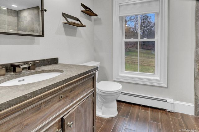 42 Blydenburgh Lane, Stony Brook, NY 11790