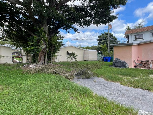 2243 Polk Street, Hollywood, FL 33020
