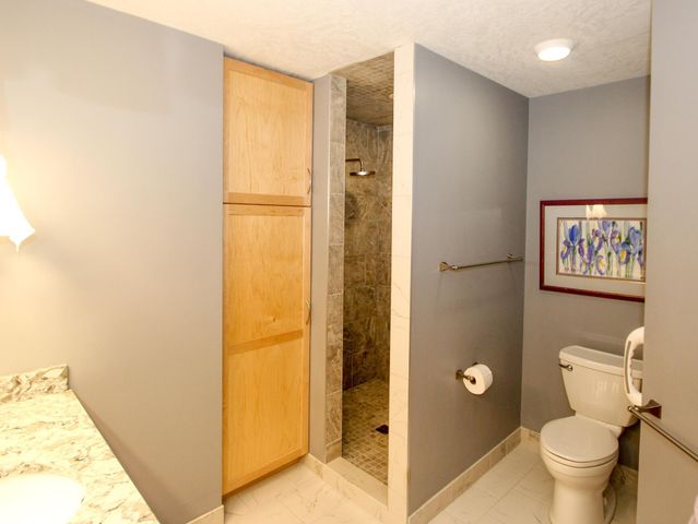 1301 Mckusick Road Lane N, Stillwater, MN 55082