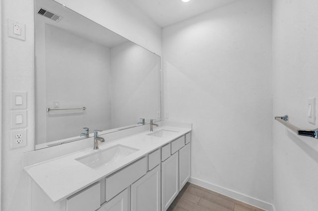 3102 Spitfire Drive, Rosenberg, TX 77471