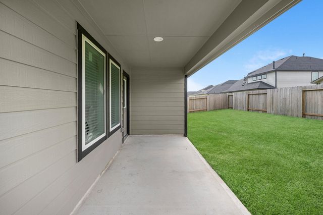 3102 Spitfire Drive, Rosenberg, TX 77471