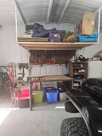 901 E Greenwood Avenue, Bowie, TX 76230