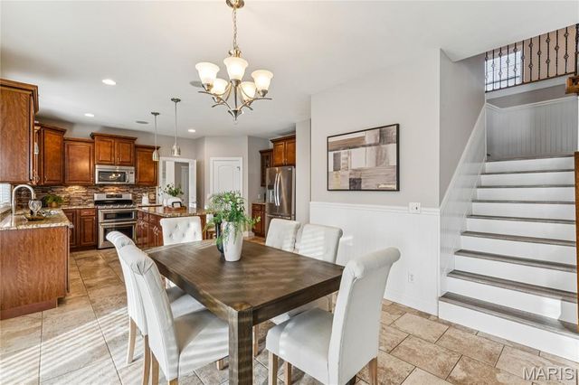 933 Bentley Park Circle Circle, O'fallon, MO 63368